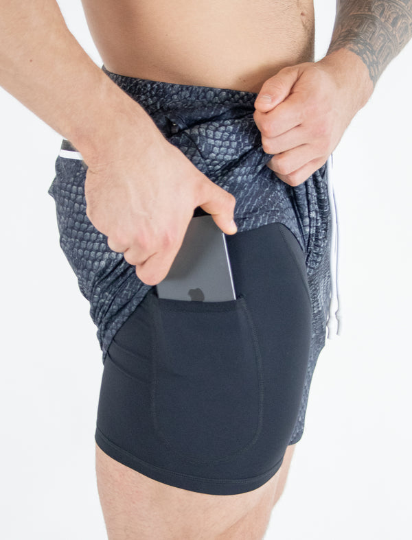 8.5" ULTRA-LIGHT PERFORMANCE SHORTS (SNAKE SCALE)